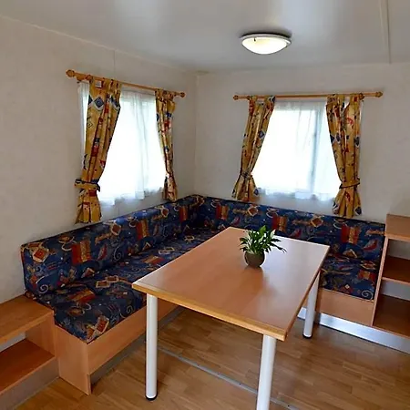 Hotel Mobile In Near Natural Park Lido di Dante
