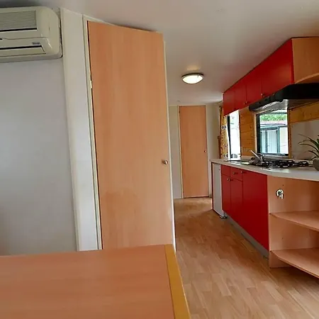 Hotel Mobile In Near Natural Park Lido di Dante