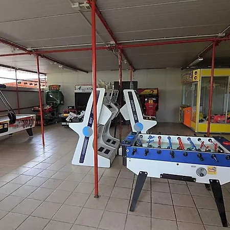 Hotel Mobile In Near Natural Park Lido di Dante